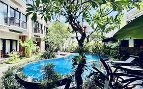 Suris Boutique Hotel